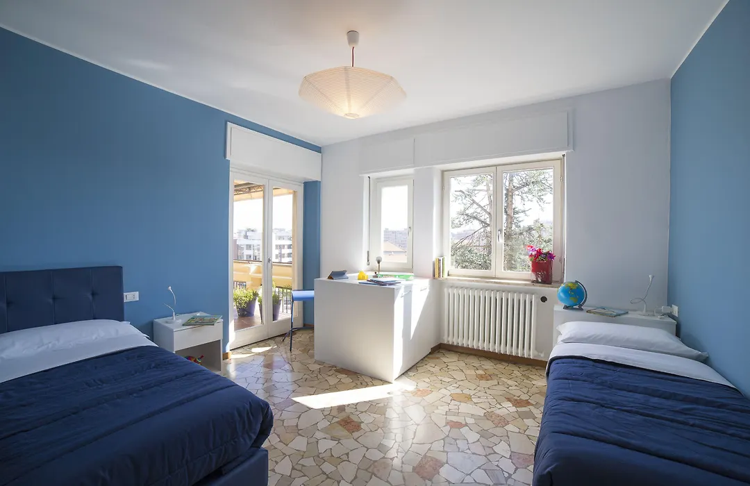 Aurum Aparthotels Gambara-1