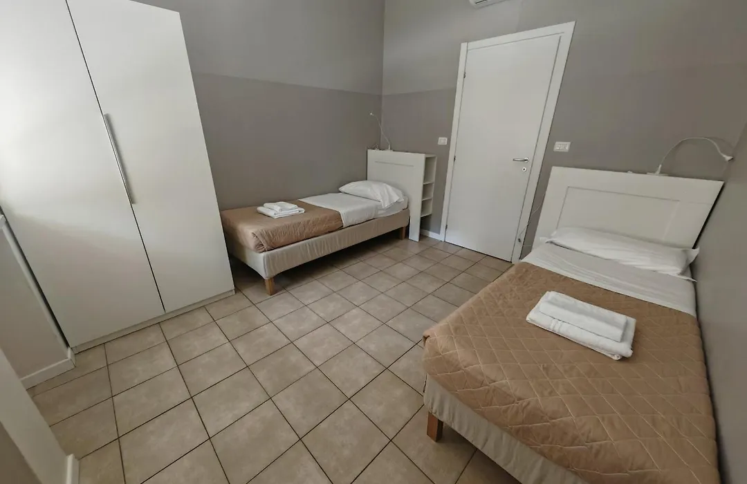 Aurum Aparthotels Gambara-1